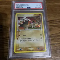 2005 POKEMON EX EMERALD #5 GROUDON-REVERSE FOIL PSA 8 - Image 1