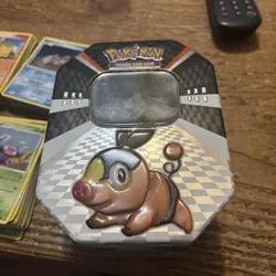 Pokemon TCG Lot Of over 300 cards plus Pokemon tin 2011 - Image 1