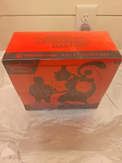 Pokemon TCG Scarlet & Violet Destined Rivals Pokemon Center Elite Trainer Box - Image 2