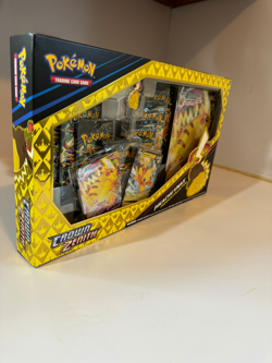 Pokemon Crown Zenith Pikachu VMax Premium Collection Pin Box - 7 packs! 820650851889 - Image 3