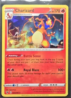 Charizard 025/185 Cracked Ice Holo Rare Vivid Voltage Pokemon 2020 - Image 1