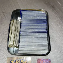 Pokemon TCG EX Ruby & Sapphire Collector's Tin 2003 Nintendo over 200 cards - Image 2