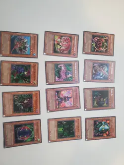 Yugioh card collection lot of 123 red eyes black dragon vintage, first editions - Image 3