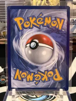PIKACHU V 043/185 HOLO RARE V VIVID VOLTAGE POKEMON HOLO NM CO - Image 2