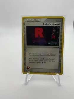 Rocket's Hideout #87/109 Pokemon TCG Team Rocket Returns Holo Stamp - Image 1