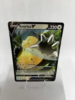 Pokemon TCG Snorlax v Sword & Shield Base Set Holo Ultra Rare Card 141/202 - Image 2