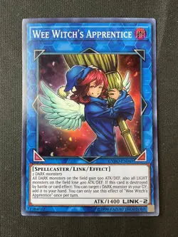 Yu-Gi-Oh TCG Cybernetic Horizon #CYHO-EN049 Wee Witch's Apprentice Super Rare NM - Image 1