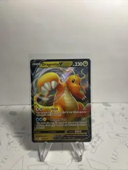Dragonite V SWSH154 Black Star Promo Pokemon Card NM - Image 1