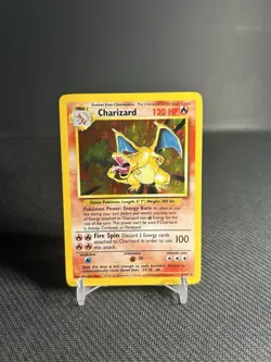Pokemon TCG Charizard 4/102 Base Set Holo HP - Image 1