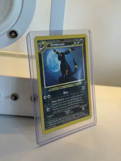 Pokemon TCG Umbreon Neo Discovery Holo Rare Card 13/75 - Image 2