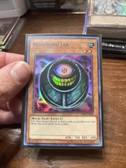 Yu-Gi-Oh Morphing Jar OP09-EN004 Super Rare Near Mint Condition - Image 1
