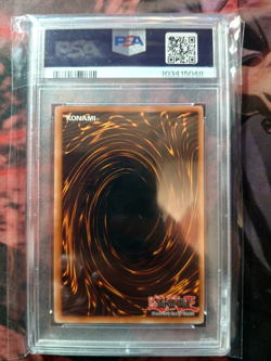YUGIOH PSA 10 2003 Dark Paladin DMG-001 - Image 2
