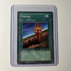 Fissure SDP-028 Common Unlimited Yu-Gi-Oh Card Near Mint - Image 1