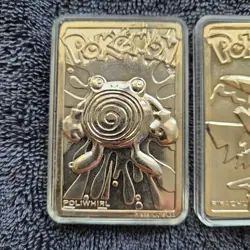 1999 Pokemon 23K Gold Plated Trading Card Poliwhirl Pikachu - Image 3