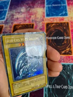 Yu-Gi-Oh! TCG Blue-Eyes White Dragon SDK-001 Ultra Rare Unlimited HP/DMG - Image 3