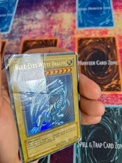 Yu-Gi-Oh! TCG Blue-Eyes White Dragon SDK-001 Ultra Rare Unlimited HP/DMG - Image 4