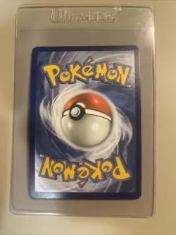 NM/ MINT | Umbreon 17/17 Gold Star Celebrations Classic Collection Pokemon Card - Image 2