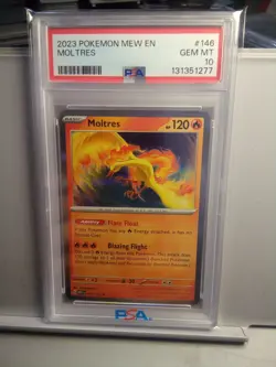 2023 Pokemon Mew En Moltres #146/165 Psa 10 - Image 1