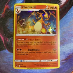 Pokemon Charizard 025/185 Cracked Ice Holo Vivid Voltage Deck Exclusive (NM) - Image 1