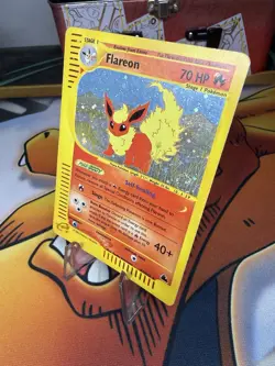 Pokemon Flareon Holo SWIRL Skyridge H7/H32 MP 2003 WOTC - Image 3
