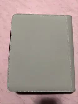 4-Pocket Top Loader Card Binder Light Green Holds 128 Cards - Image 3