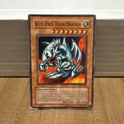 Yu-Gi-Oh! Blue Eyes Toon Dragon SDP-020 1st Edition - Image 1