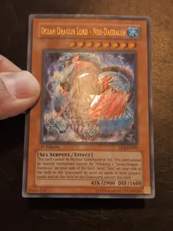 Yu-Gi-Oh ULTRA RARE OCEAN DRAGON LORD NEO-DAEDALUS CORRECTED LONG TEXT SD4-EN001 - Image 2