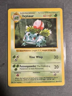 Pokemon TCG English Ivysaur Shadowless Card 30/102 Base Set - LP - Image 1