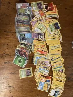 Pokemon More Than 300 Vintage And New Cards Rare. - Image 1
