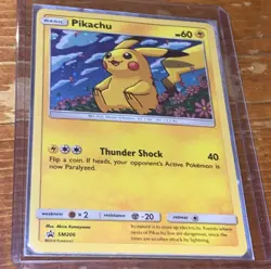 Pikachu SM206 Pokemon Sun & Moon Promo Holo - Image 1
