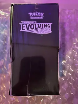 Pokemon TCG: Sword & Shield-Evolving Skies Elite Trainer Box (Tear See Photos) 728192533419 - Image 4