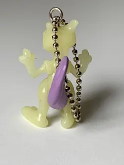 Mewtwo Pokemon Key Chain Keyring Figure Nintendo Gamefreak Japan Vintage New - Image 3