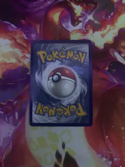 Pikachu VMAX 044/185 SWSH Vivid Voltage Holo Ultra Rare Pokemon TCG Card NM/M - Image 2