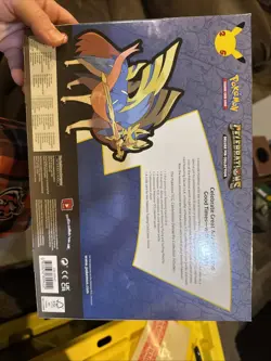 Pokemon Tcg Celebrations 25th Anniversary Deluxe Pin Collection Box Zacian 820650809422 - Image 2