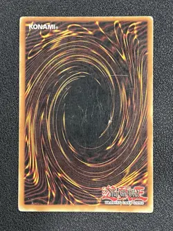 Yugioh! Red-Eyes B. Dragon SDJ-001 Ultra Rare Unlimited MP - Image 2