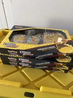 Pokemon TCG Sword & Shield X3 Crown Zenith Pikachu VMAX Special Collection Box 820650851889 - Image 3
