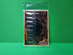 Yu-Gi-Oh Dark Magician Girl LART-EN035 Sealed Promo - Image 2