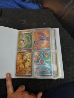 Pokemon TCG Mixed Card Lot Binder Pikachu Charizard Mewtwo Raichu Venusaur - Image 2