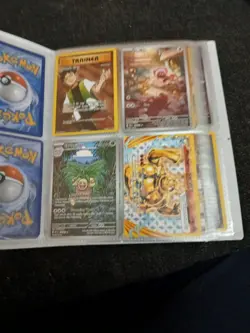 Pokemon TCG Mixed Card Lot Binder Pikachu Charizard Mewtwo Raichu Venusaur - Image 4