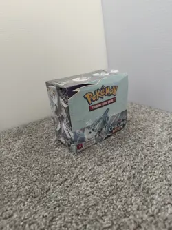 Pokemon Sword & Shield Chilling Reign Booster Box New Factory Sealed! x36 Packs - Image 2