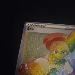 Pokemon TCG Bea Trainer 193/185 Vivid Voltage Holo Rainbow Rare Card - Image 2
