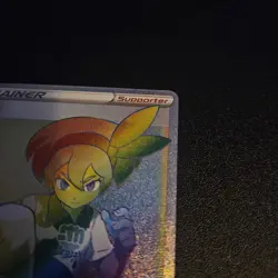 Pokemon TCG Bea Trainer 193/185 Vivid Voltage Holo Rainbow Rare Card - Image 3