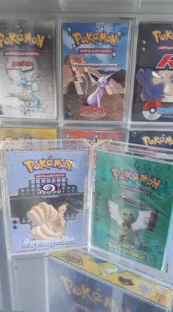 Pokemon Theme Deck Protective Display Case/Trading Cards/Packs/WOTC/Fossil - Image 1