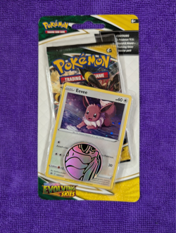 Pokemon TCG: Sword & Shield Evolving Skies Checklane Blister Pack – Eevee Promo - Image 1