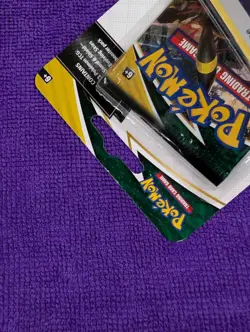 Pokemon TCG: Sword & Shield Evolving Skies Checklane Blister Pack – Eevee Promo - Image 4