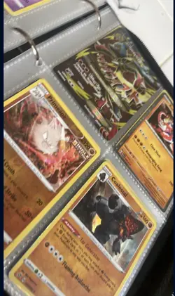 Nintendo Pokemon TCG Card Lot - Charizard, Wailord, Staryu, Primeape - Image 2