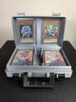 Kaiba Corporation Mini Briefcase Deckbox - Holds 60+ Cards - YGO Yu-Gi-Oh TCG - Image 3