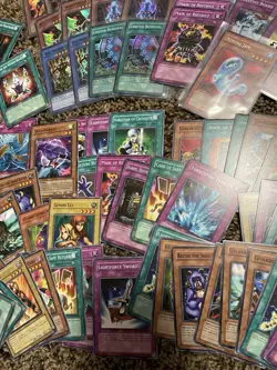 Yugioh Card Lot Retro Pack 2 Reprint. 19 Holos 1 Rare And A Bunch Of Commons - Image 3