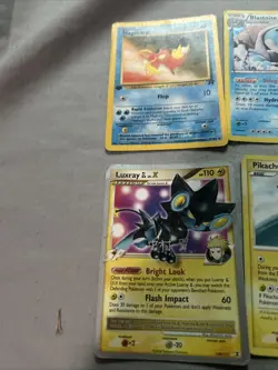 Lot Of 20 POKEMON Cards - Image 3