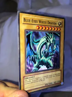 2002 Yu-Gi-Oh Blue Eyes White Dragon slight crease front LOB-001 - Image 3